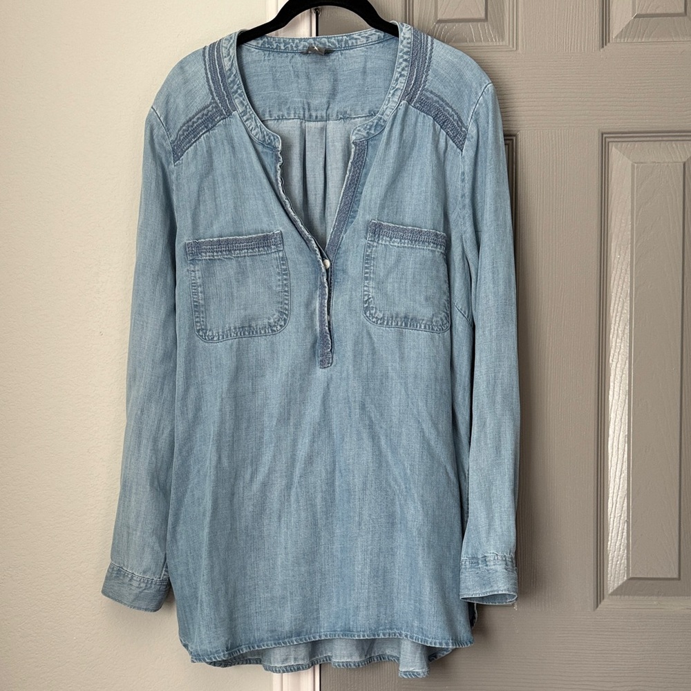 Eddie Bauer Denim Women's Tunic Top with Embroidered Details Size XL